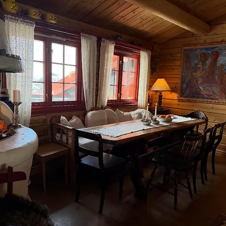 Vakantiehuis Timber With Mountain View *