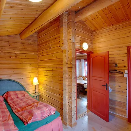Timber With Mountain View Vakantiehuis