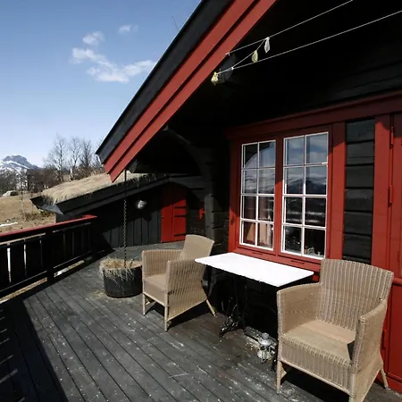 Vakantiehuis Timber With Mountain View *