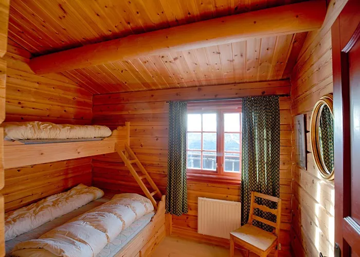 Timber With Mountain View Ferienhaus *